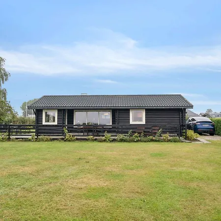 Prázdninový dům In Horne With Sea View Bøjden