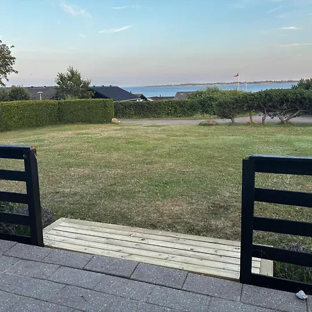 Casa de Férias In Horne With Sea View Fåborg
